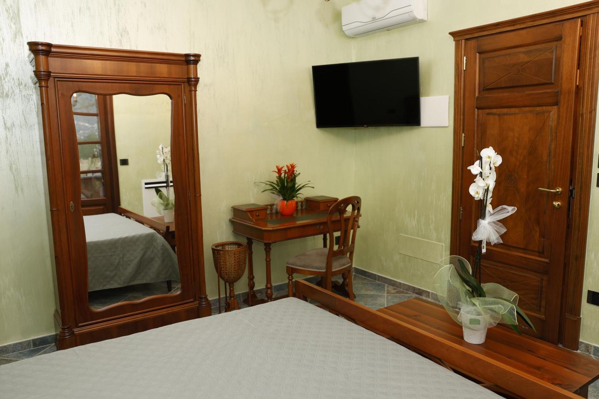 Tenuta Rosa - Gastronomia E Relax Montesano Scalo Номер фото